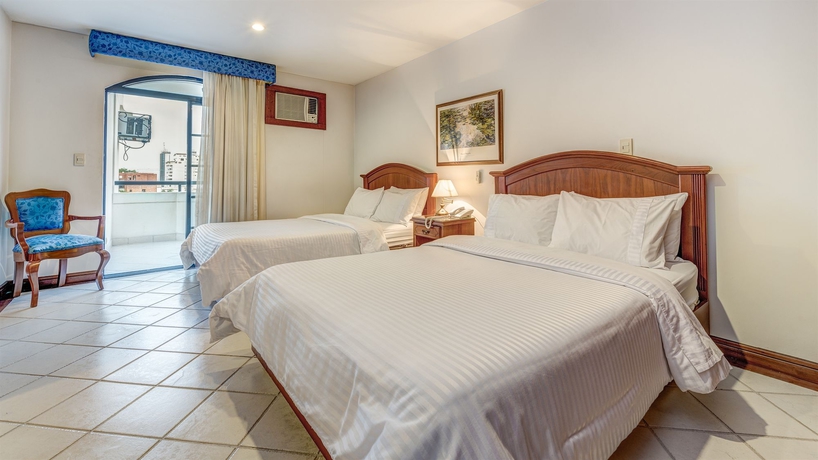 Imagen de la habitación del Hotel Castell&oacute;n De Juanamb&uacute; Suites. Foto 3