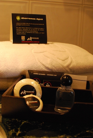 Imagen de la habitación del Hotel Castell&oacute;n De Juanamb&uacute; Suites. Foto 6