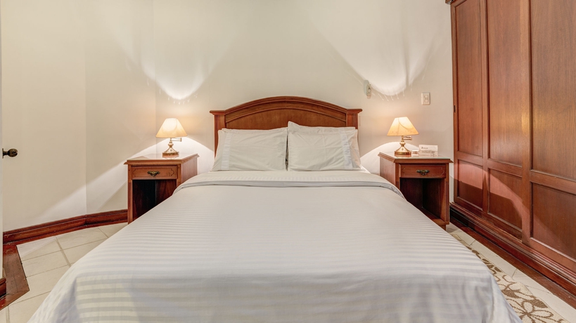 Imagen de la habitación del Hotel Castell&oacute;n De Juanamb&uacute; Suites. Foto 10