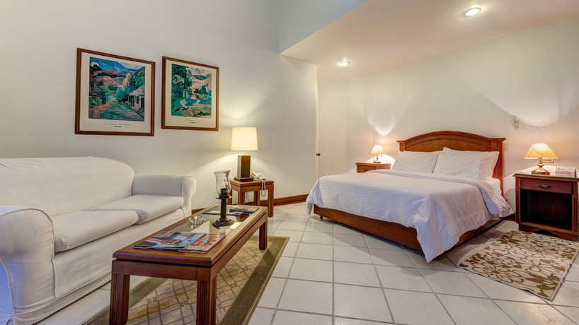 Imagen de los interiores del Hotel Castell&oacute;n De Juanamb&uacute; Suites. Foto 14