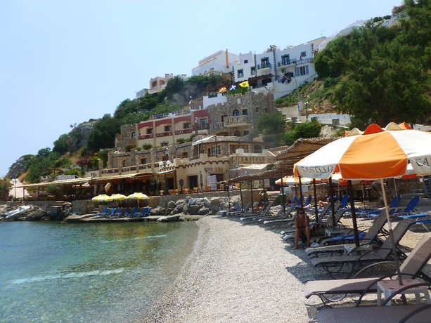 Imagen de los exteriores del Hotel Castelo Beach, Agia Marina. Foto 18