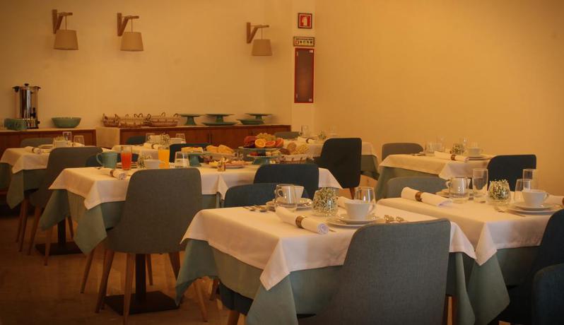 Imagen del bar/restaurante del Hotel Castelo. Foto 2