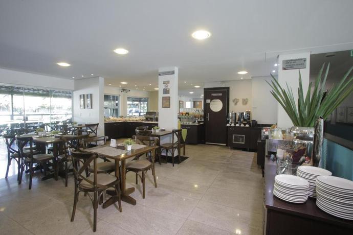 Imagen general del Hotel Castelo Inn. Foto 2