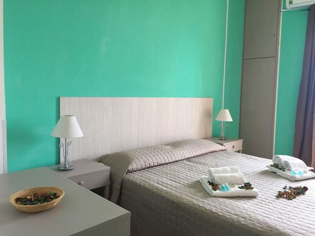 Imagen de la habitación del Hotel Castelsardo Domus Beach. Foto 7