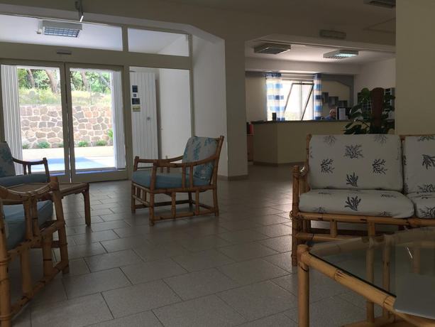 Imagen de los interiores del Hotel Castelsardo Domus Beach. Foto 20