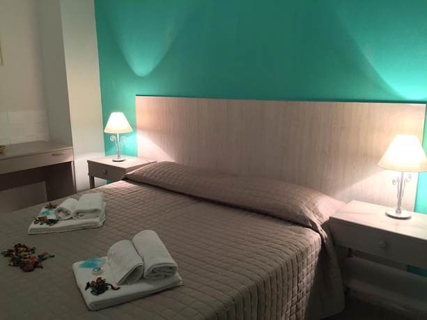 Imagen de la habitación del Hotel Castelsardo Domus Beach. Foto 15