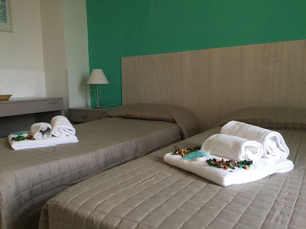 Imagen de la habitación del Hotel Castelsardo Domus Beach. Foto 17