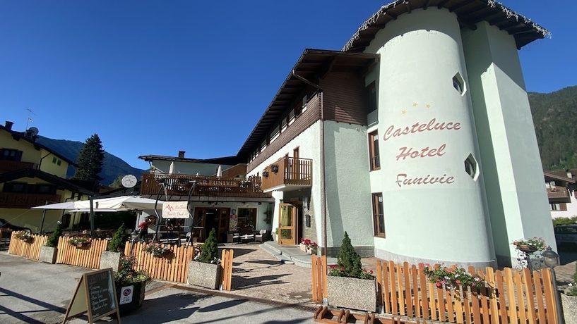 Imagen general del Hotel Casteluce Funivie. Foto 1