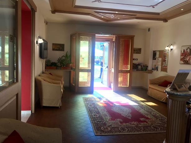 Imagen de los interiores del Hotel Casteluce Funivie. Foto 14