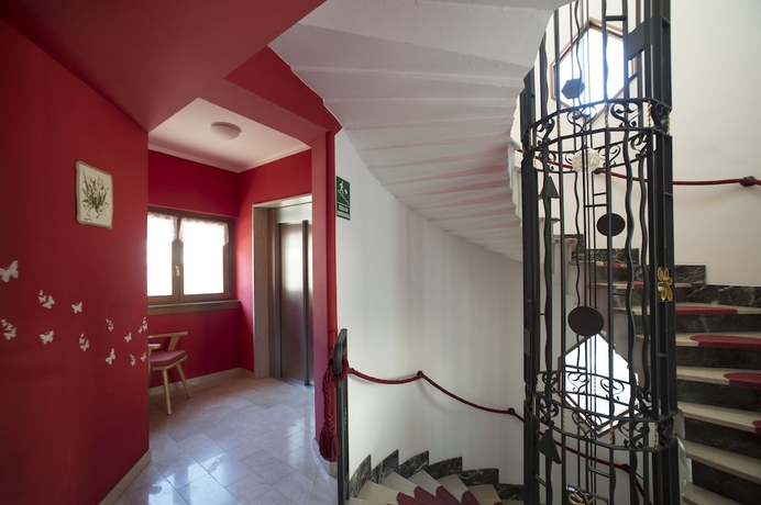 Imagen de los interiores del Hotel Casteluce Funivie. Foto 16
