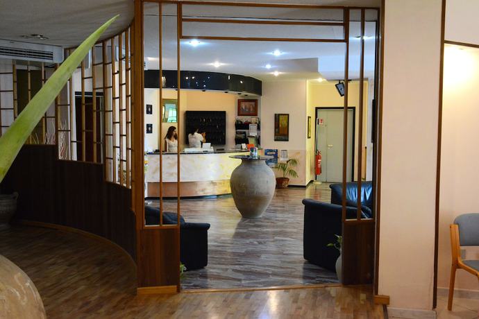 Imagen de los interiores del Hotel Castelvetere. Foto 17