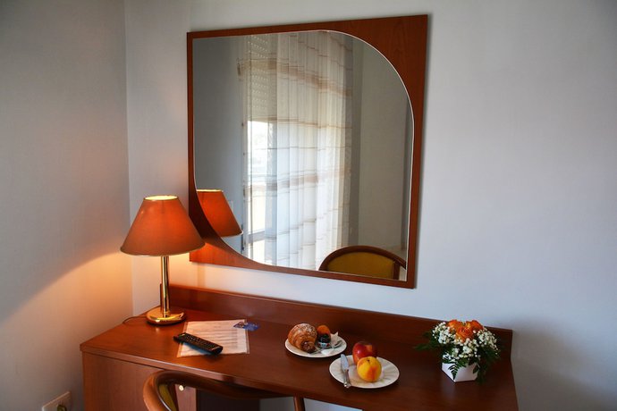 Imagen de la habitación del Hotel Castelvetere. Foto 7