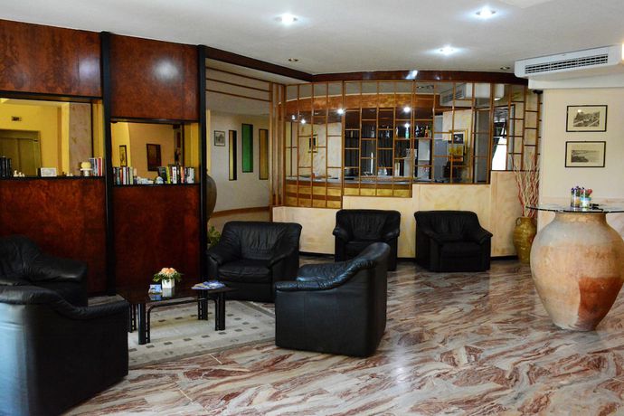 Imagen de los interiores del Hotel Castelvetere. Foto 20
