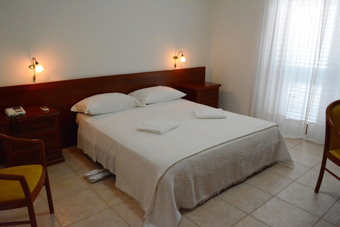 Imagen de la habitación del Hotel Castelvetere. Foto 12