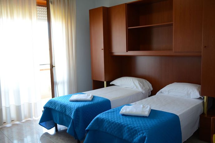 Imagen de la habitación del Hotel Castelvetere. Foto 14