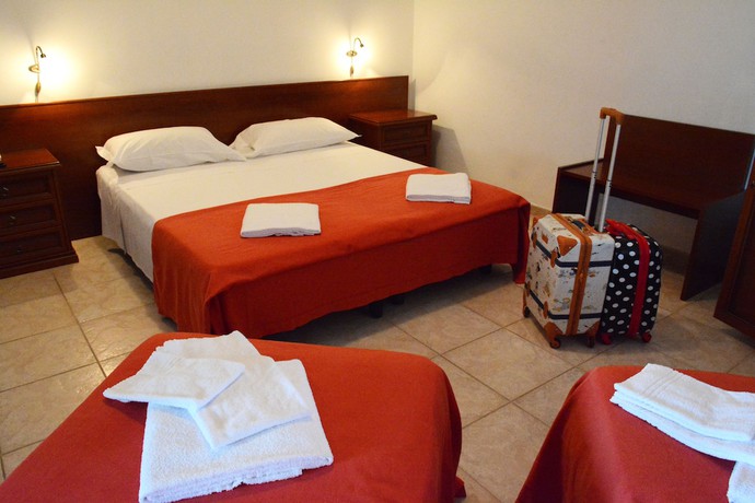 Imagen de la habitación del Hotel Castelvetere. Foto 15