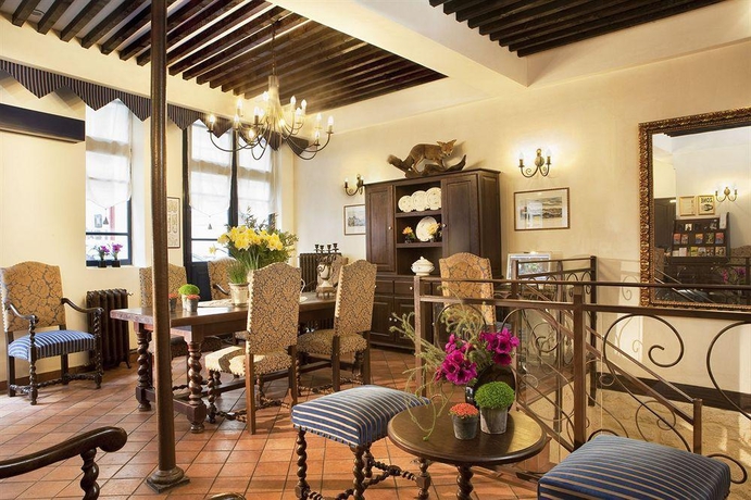 Imagen general del Hotel Castex. Foto 8