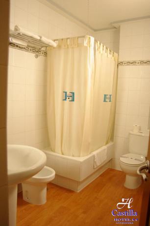 Imagen de la habitación del Hotel Castilla, Antequera. Foto 6