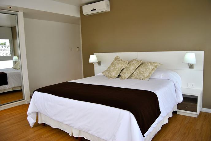 Imagen de la habitación del Hotel Castilla, PUNTA DEL ESTE. Foto 2