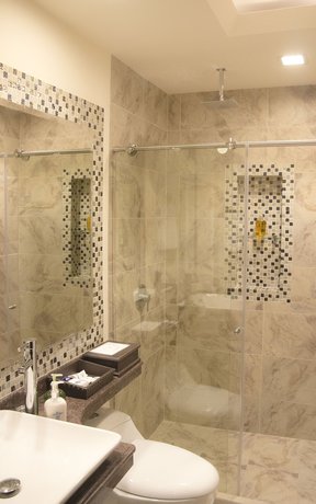 Imagen de la habitación del Hotel Castilla Real. Foto 11