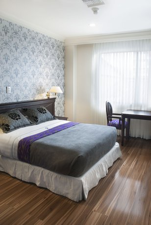 Imagen de la habitación del Hotel Castilla Real. Foto 13