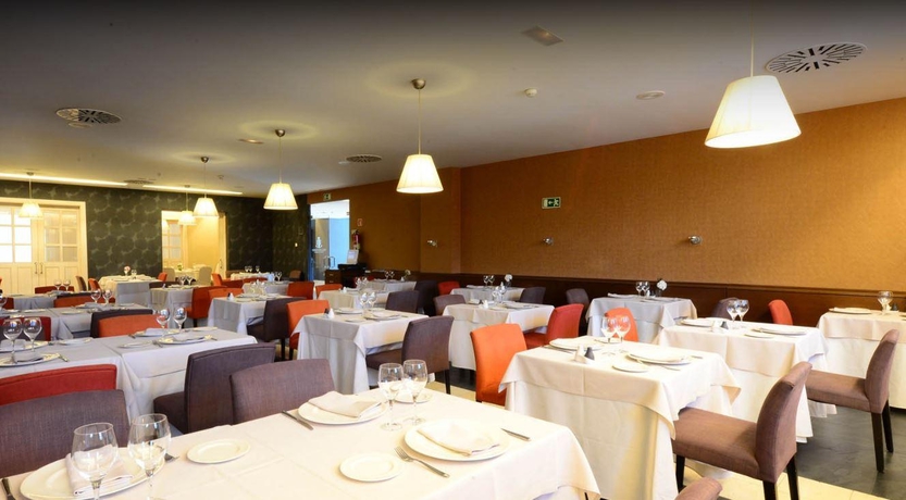 Imagen de los interiores del Hotel Castilla Termal Balneario De Olmedo. Foto 13