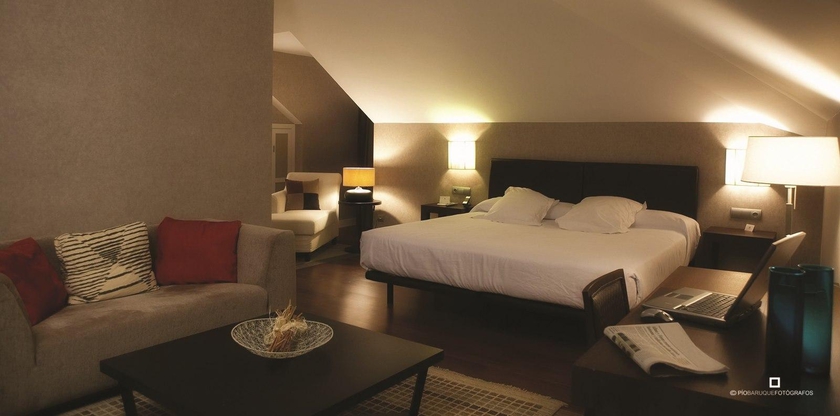 Imagen de la habitación del Hotel Castilla Termal Balneario De Olmedo. Foto 9