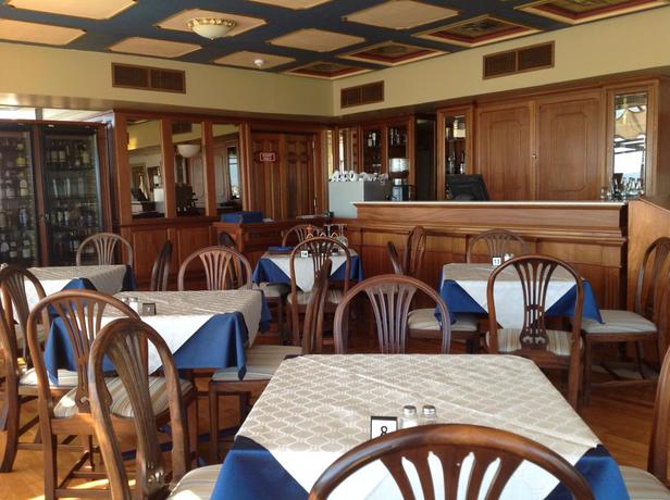 Imagen general del Hotel Castille. Foto 5