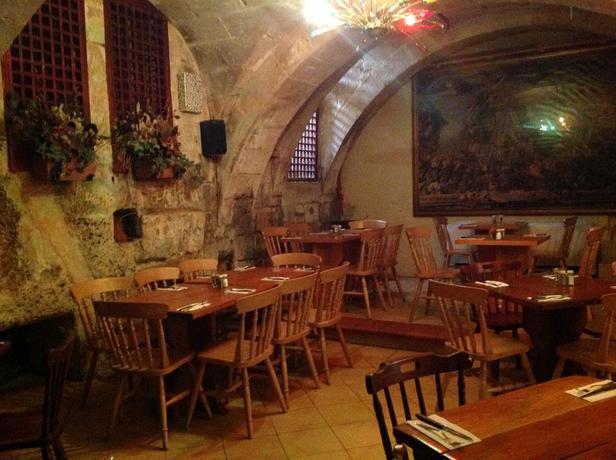 Imagen general del Hotel Castille. Foto 7