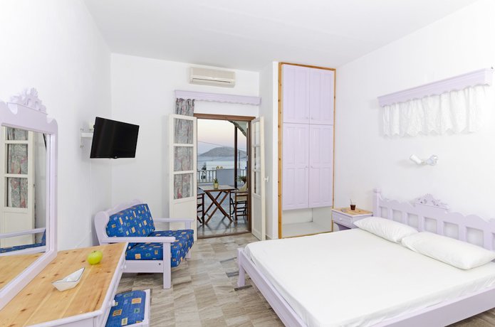 Imagen de la habitación del Hotel Castillio. Foto 16