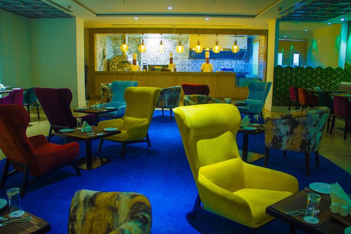 Imagen del bar/restaurante del Hotel Castillo, Benar&eacute;s. Foto 13