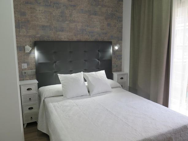 Imagen de la habitación del Hotel Castillo Benidorm. Foto 3