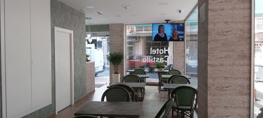 Imagen del bar/restaurante del Hotel Castillo Benidorm. Foto 2