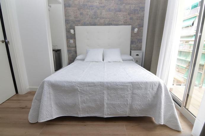 Imagen de la habitación del Hotel Castillo Benidorm. Foto 13