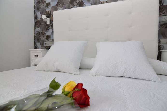 Imagen de la habitación del Hotel Castillo Benidorm. Foto 16