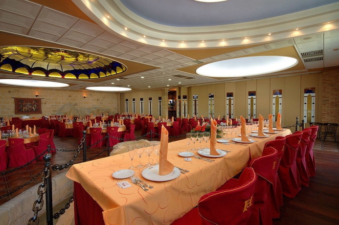 Imagen de los interiores del Hotel Castillo Bonavia. Foto 11