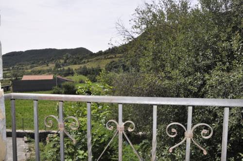 Imagen de la habitación del Hotel Castillo D'acher. Foto 12