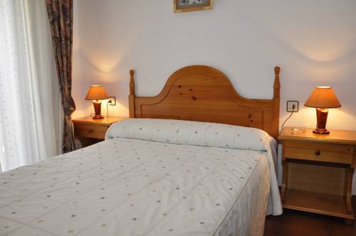 Imagen de la habitación del Hotel Castillo D'acher. Foto 13