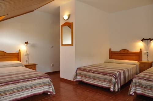 Imagen de la habitación del Hotel Castillo D'acher. Foto 14