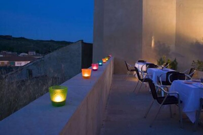 Imagen del bar/restaurante del Hotel Castillo De Ateca. Foto 6