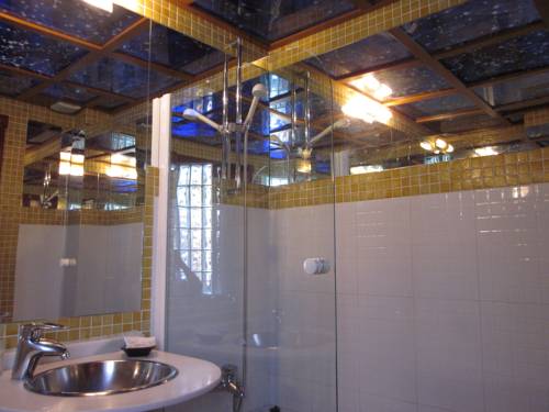 Imagen de la habitación del Hotel Castillo De Gauzón. Foto 16