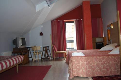 Imagen de la habitación del Hotel Castillo Del Alba. Foto 3