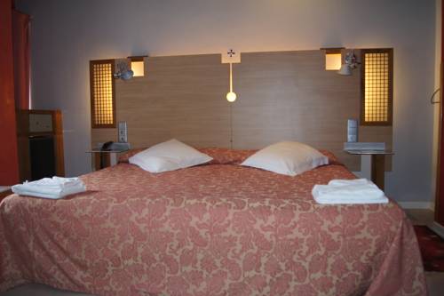 Imagen de la habitación del Hotel Castillo Del Alba. Foto 5