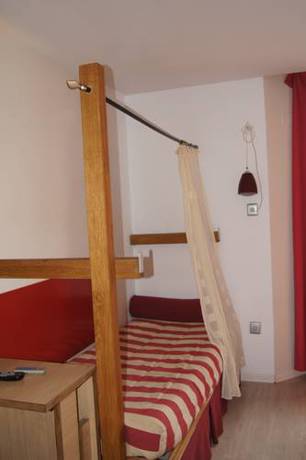 Imagen de la habitación del Hotel Castillo Del Alba. Foto 7