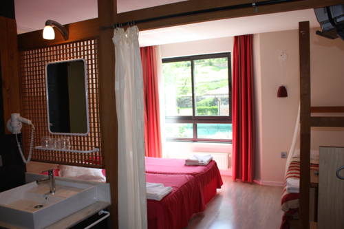 Imagen de la habitación del Hotel Castillo Del Alba. Foto 9