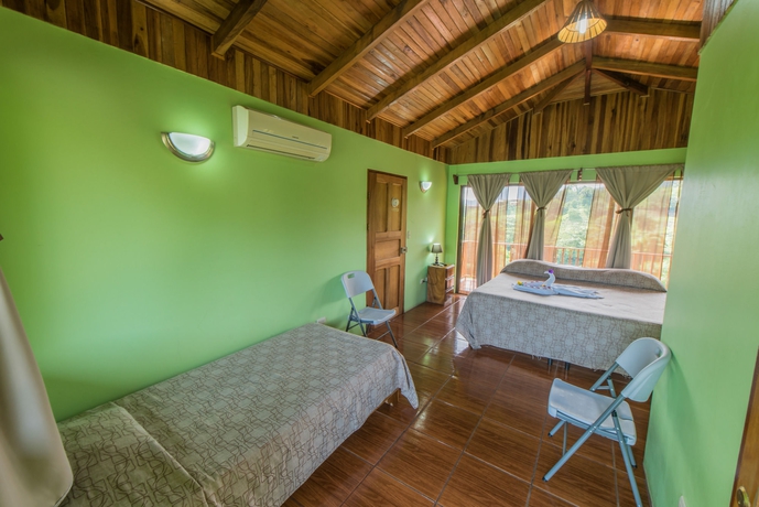 Imagen de la habitación del Hotel Castillo Del Arenal. Foto 7