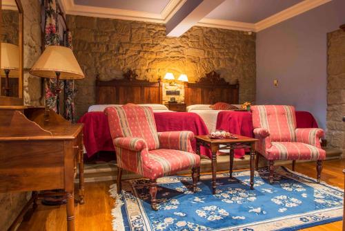 Imagen de la habitación del Hotel Castillo El Collado. Foto 3