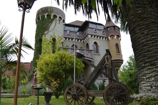 Imagen de los exteriores del Hotel Castillo Medieval. Foto 3