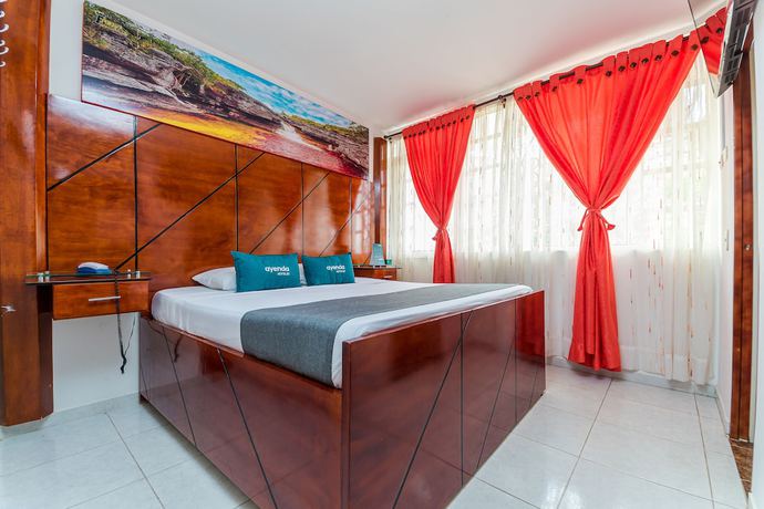 Imagen de la habitación del Hotel Castillo Real. Foto 8