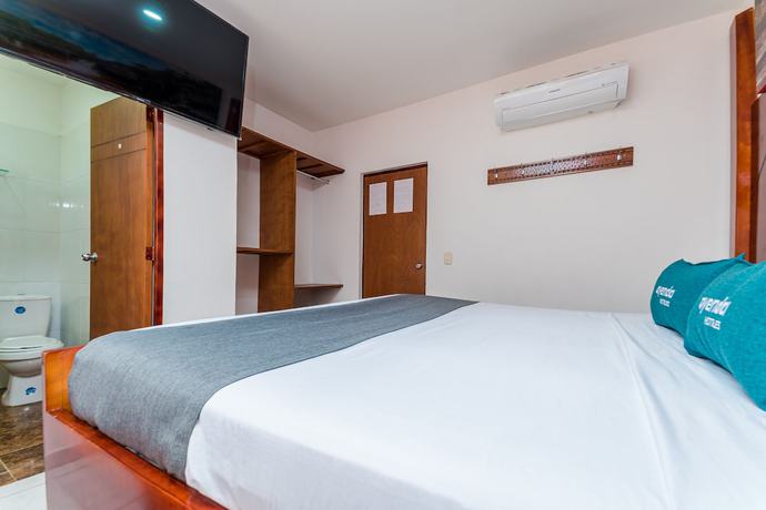 Imagen de la habitación del Hotel Castillo Real. Foto 9